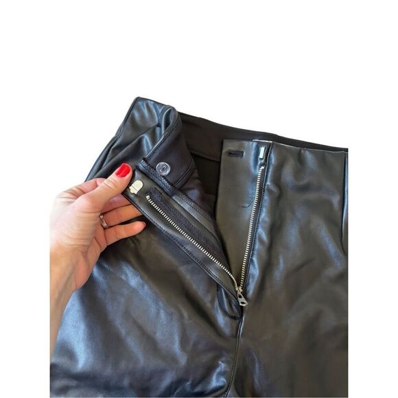 NEW Abercrombie & Fitch Vegan Leather Skinny Flare Pants size 29 Black - Picture 9 of 12